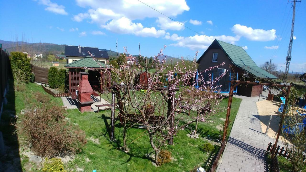 Domek "Igor" Nad Jeziorem Zywieckim W Zarzeczu Zarzecze  Luaran gambar